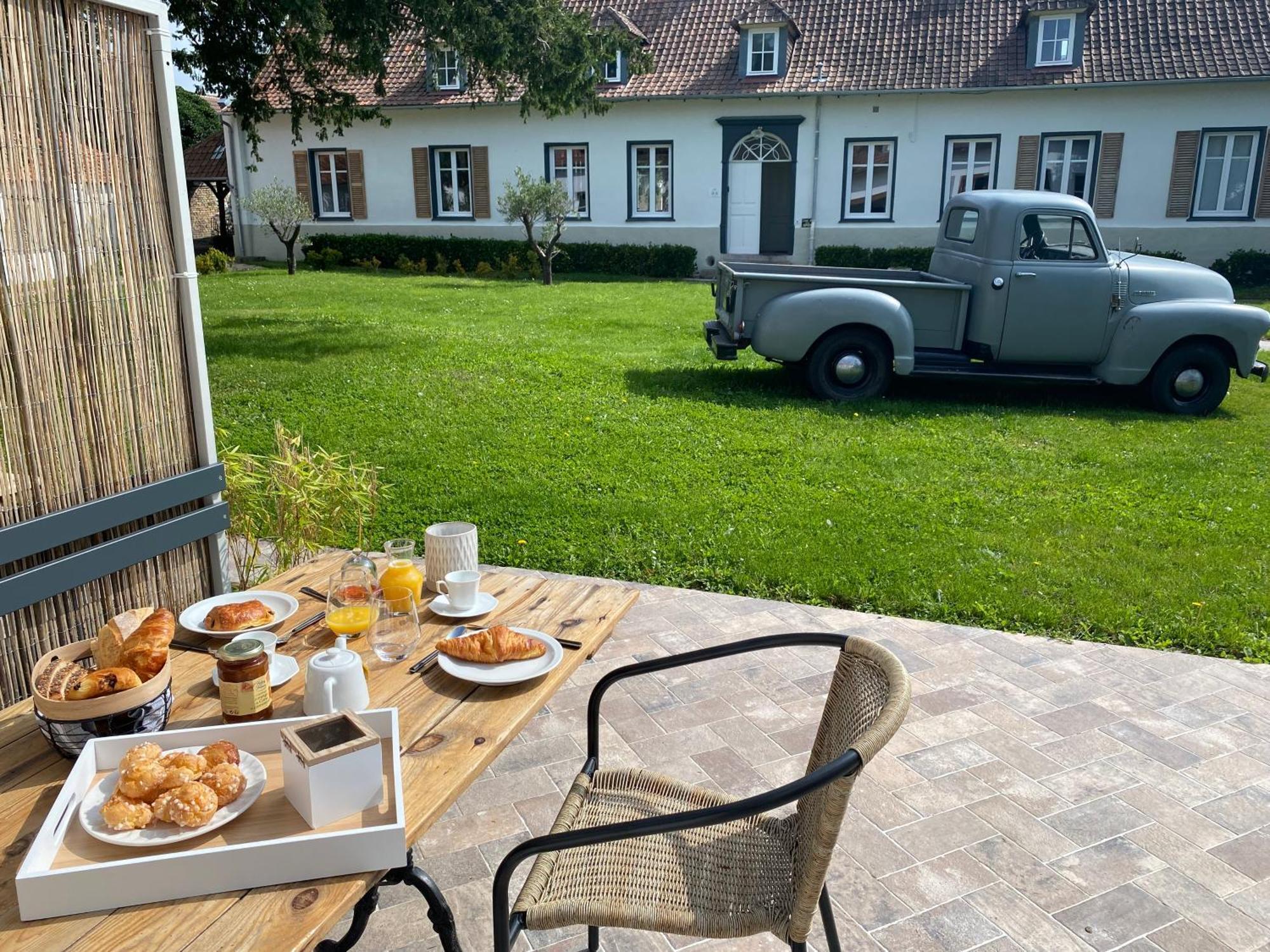 Jusqu'A 30 Pers - Jacuzzi - Terrasses - Barbecue - Reunion De Famille Ou Seminaire Villa Verton Exterior photo